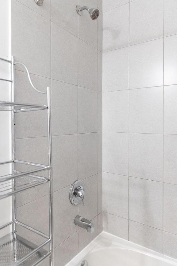 Beautiful Townhouse Near Yorkdale Mall, Wilson Subway Διαμέρισμα Τορόντο Εξωτερικό φωτογραφία