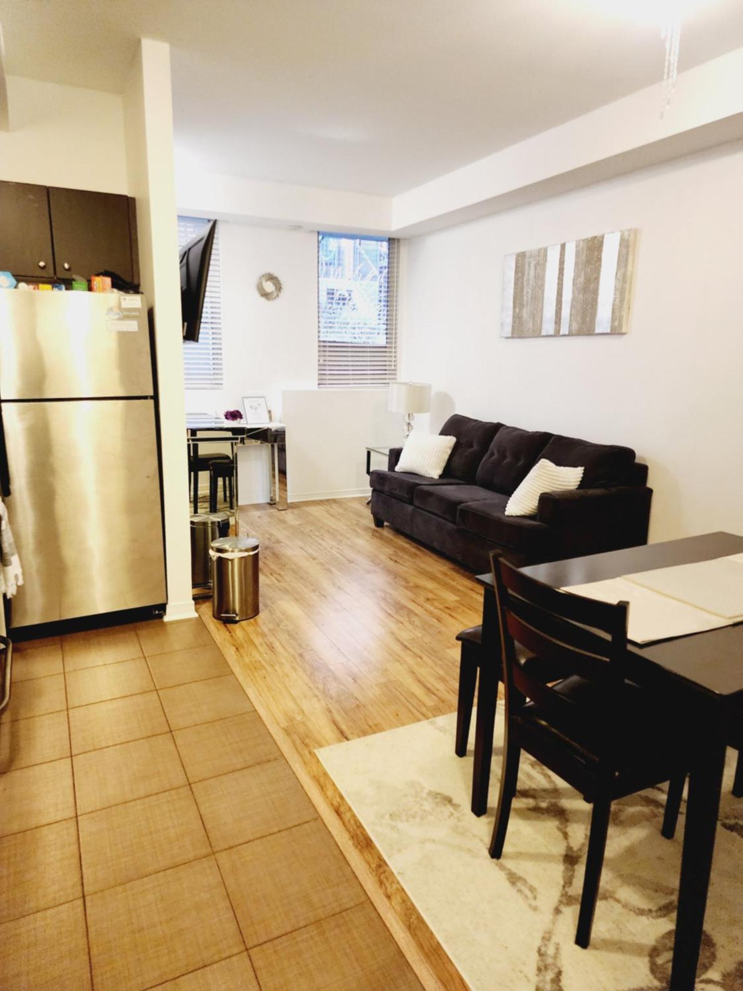Beautiful Townhouse Near Yorkdale Mall, Wilson Subway Διαμέρισμα Τορόντο Εξωτερικό φωτογραφία